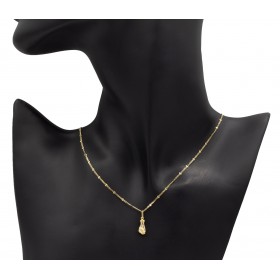Colgante puño de higa oro de 18 quilates