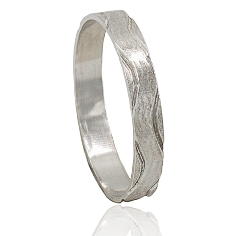 Alianza ondas oro blanco 18 quilates