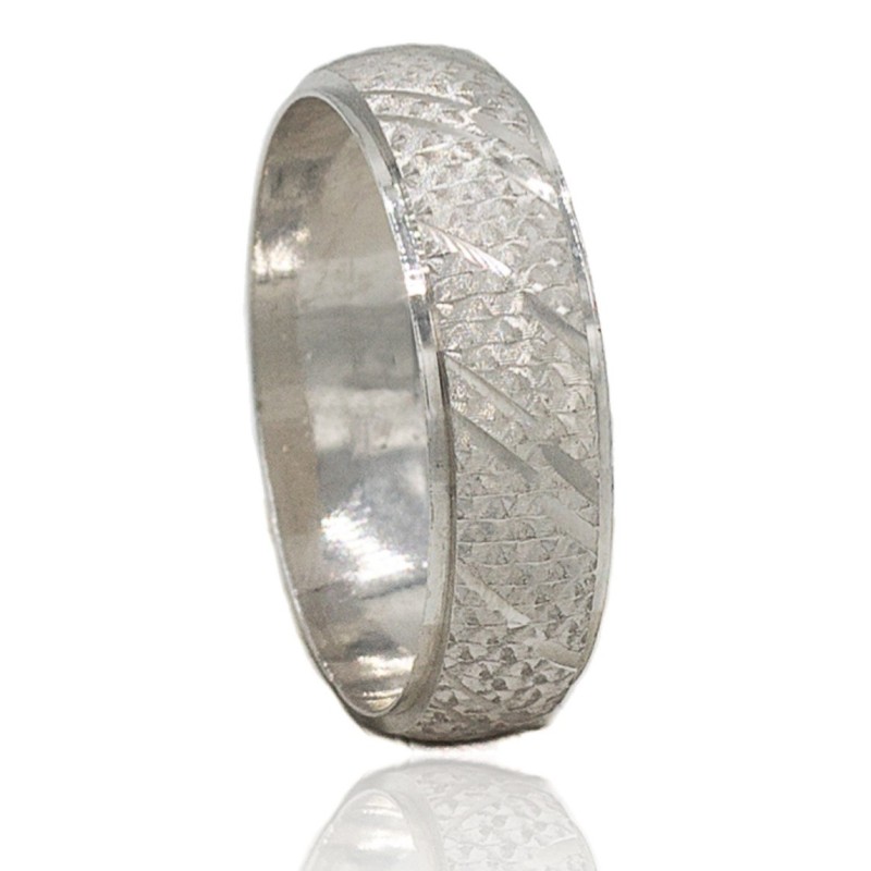 Alianza tallada oro blanco 18 quilates